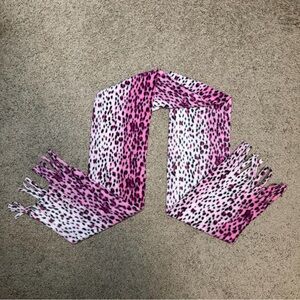 Pink and white leopard print scarf